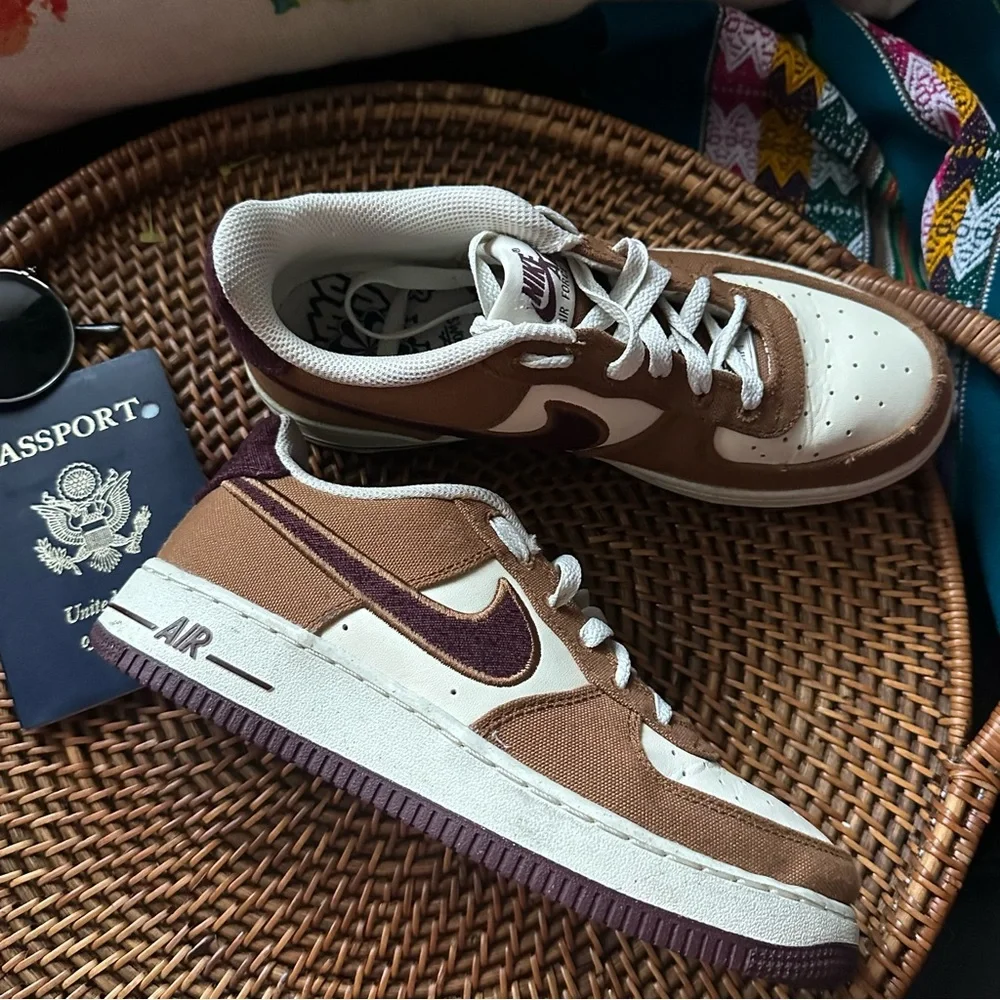 Nike Air Force 1 Low '07 LV8 “Notebook Doodle” Pack Light British Tan Size 5Y